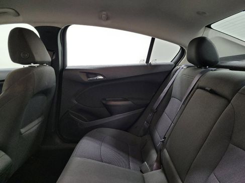 Used 2016 Chevrolet Cruze LT FWD image 18