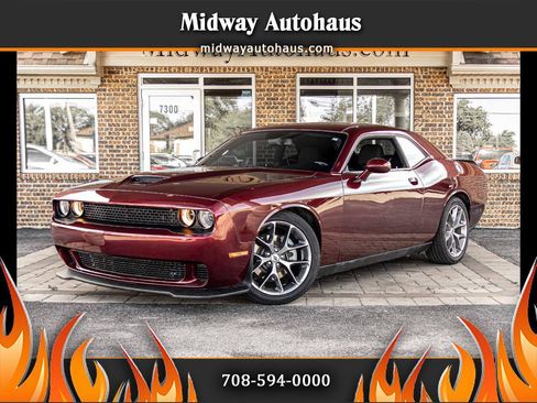 Used 2023 Dodge Challenger GT RWD image 1