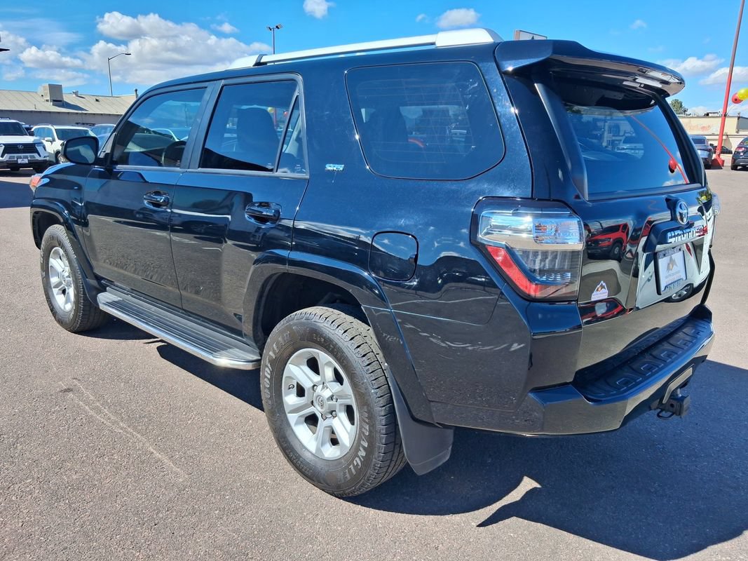 Used 2016 Toyota 4Runner SR5 AWD/4WD image 5