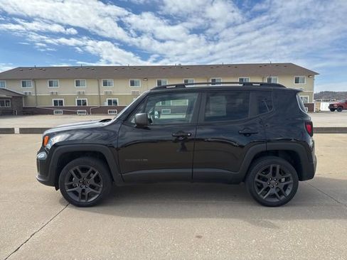 Used 2021 Jeep Renegade Latitude image 5