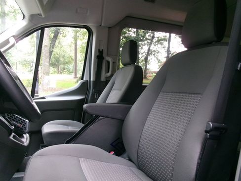 Used 2024 Ford Transit 350 XLT RWD image 14