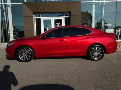 Used 2020 Acura TLX w/ Technology Package FWD image 2