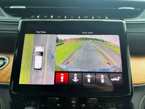 Used 2021 Jeep Grand Cherokee L Summit AWD/4WD image 22