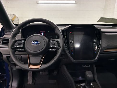 Used 2025 Subaru Forester Sport w/ Popular Package #1 AWD/4WD image 9