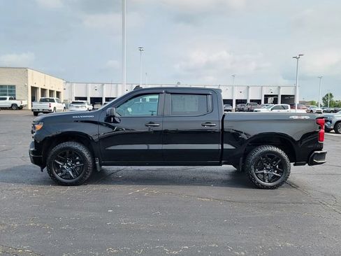 Certified 2023 Chevrolet Silverado 1500 Custom AWD/4WD image 9