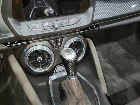 Used 2018 Chevrolet Camaro ZL1 RWD image 26
