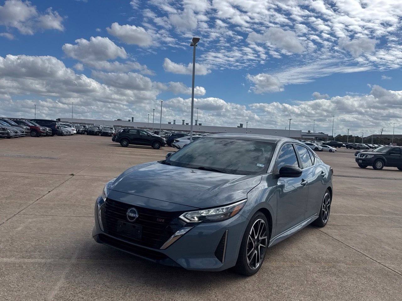 Certified 2024 Nissan Sentra SR FWD image 9