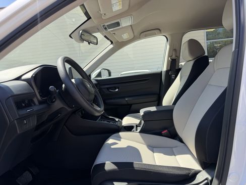 Certified 2025 Honda CR-V LX image 13