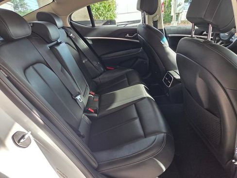 Used 2025 Genesis G70 2.5T RWD image 14