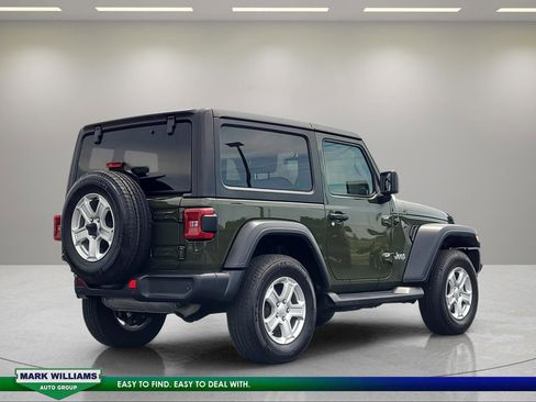Used 2021 Jeep Wrangler Sport AWD/4WD image 4
