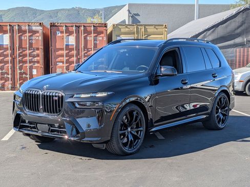 Certified 2024 BMW X7 M60i w/ Executive Package image 5