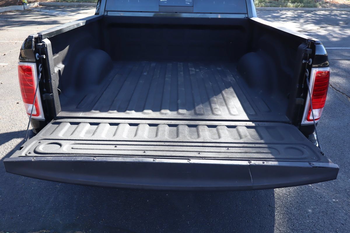 Used 2018 RAM 1500 Laramie w/ Convenience Group AWD/4WD image 14