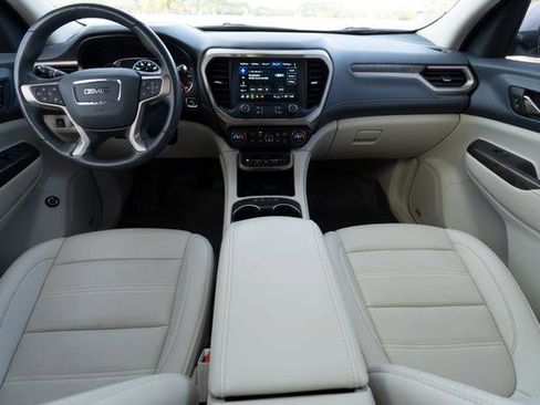 Used 2022 GMC Acadia Denali w/ Denali Ultimate Package image 13