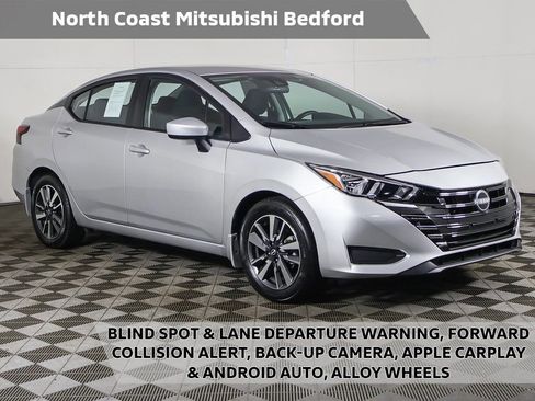 Used 2024 Nissan Versa SV w/ Trunk Package FWD image 1
