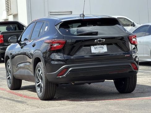 New 2026 Chevrolet Trax RS FWD image 5