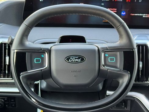 New 2025 Ford Expedition Platinum w/ Stealth Performance Package image 7