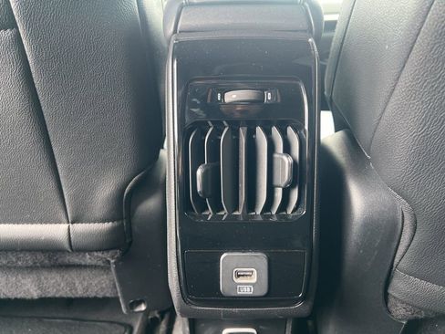 Used 2025 Jeep Compass Limited image 28