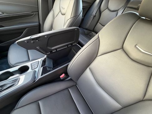 Certified 2024 Cadillac CT4 Premium Luxury image 31