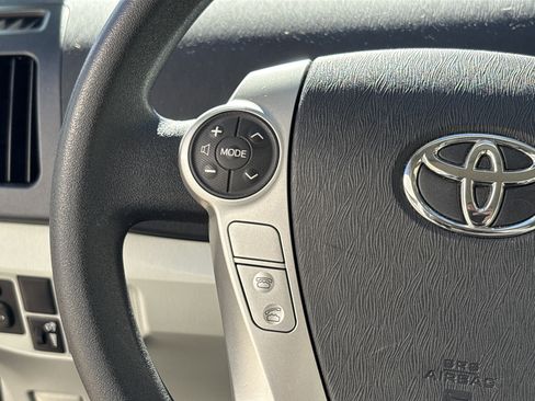 Used 2012 Toyota Prius Two image 19