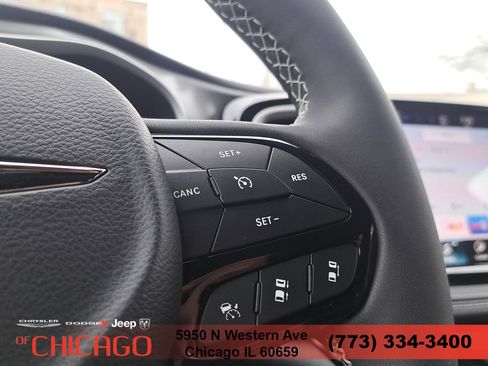 New 2026 Chrysler Pacifica Select w/ S Appearance Package FWD image 29
