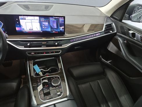 Used 2023 BMW X7 xDrive40i AWD/4WD image 17