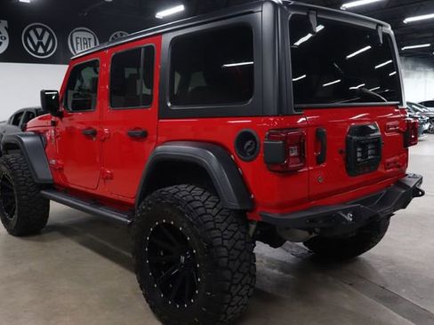 Used 2018 Jeep Wrangler Unlimited Sport S AWD/4WD image 3