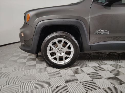 Used 2020 Jeep Renegade Latitude image 26