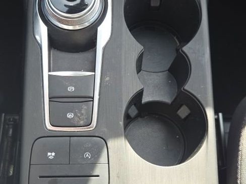 Used 2020 Ford Escape SE image 36