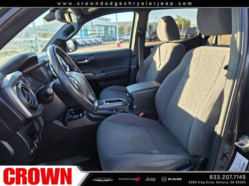 Used 2018 Toyota Tacoma TRD Sport image 22