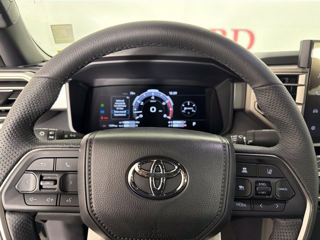 Used 2026 Toyota Tundra Limited AWD/4WD image 23
