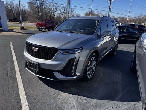 Used 2024 Cadillac XT6 Sport w/ Technology Package image 5