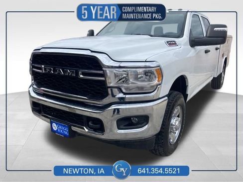 New 2024 RAM 2500 Tradesman w/ Chrome Appearance Group image 1