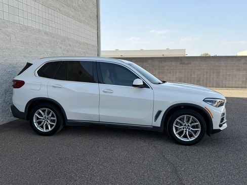 Used 2019 BMW X5 xDrive40i w/ Convenience Package AWD/4WD image 7