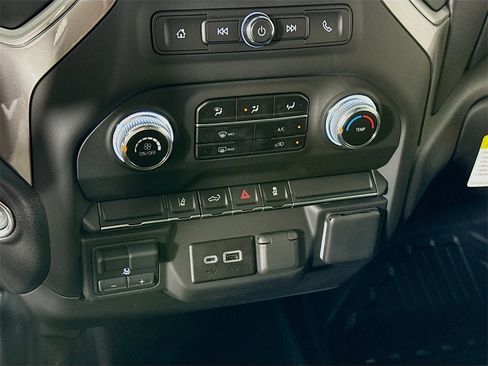 New 2025 GMC Sierra 2500 Pro w/ Convenience Package image 10