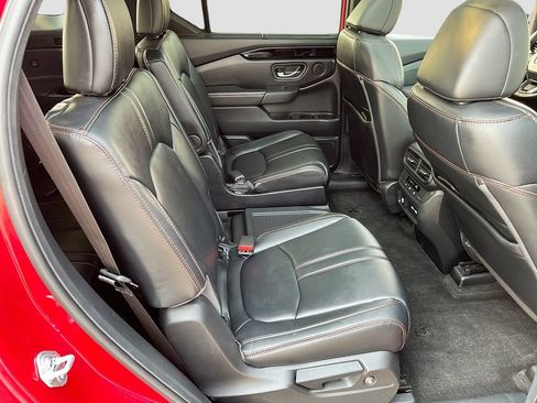Used 2023 Honda Pilot TrailSport image 28