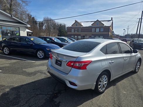 Used 2017 Nissan Sentra S w/ S Style Package FWD image 8