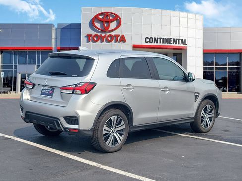 Used 2025 Mitsubishi Outlander Sport ES AWD/4WD image 5