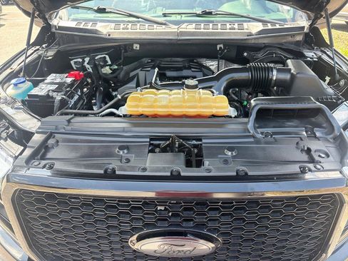 Used 2018 Ford F150 XLT w/ Equipment Group 302A Luxury AWD/4WD image 27