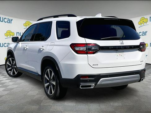 Certified 2023 Honda Pilot Elite image 4