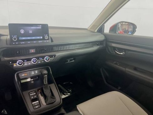 Certified 2025 Honda CR-V EX image 19