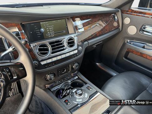Used 2011 Rolls-Royce Ghost image 10