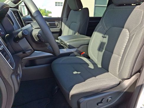 Used 2025 RAM 1500 Big Horn AWD/4WD image 15