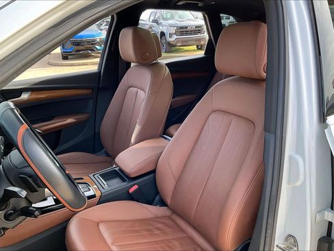 Used 2022 Audi Q5 2.0T Premium Plus w/ Premium Plus Package image 8