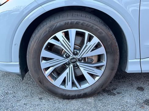 Certified 2023 Audi Q4 e-tron Premium Plus w/ Premium Plus image 24