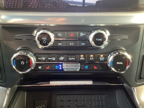 Used 2025 Ford F150 Lariat w/ Equipment Group 501A Mid AWD/4WD image 57