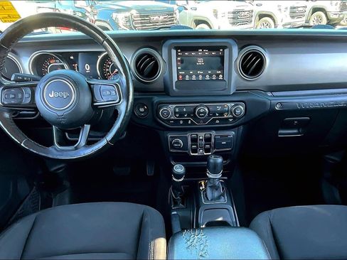 Used 2021 Jeep Wrangler Unlimited Sport image 15
