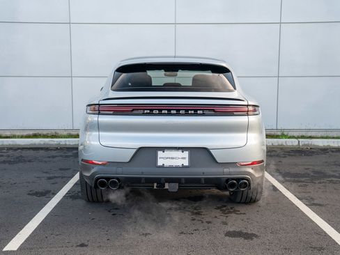 New 2026 Porsche Cayenne Coupe image 7