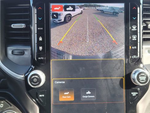 Used 2023 RAM 2500 Big Horn w/ Level B Equipment Group image 22