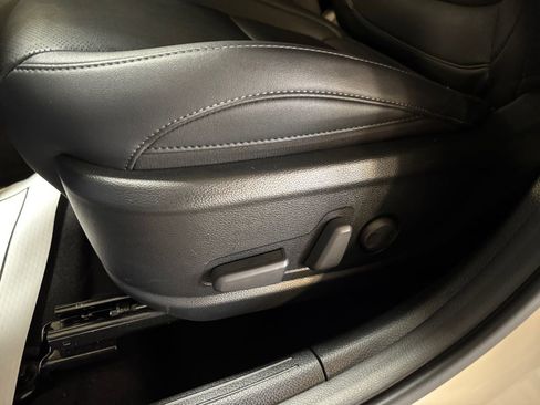 Certified 2025 Kia Seltos SX image 13