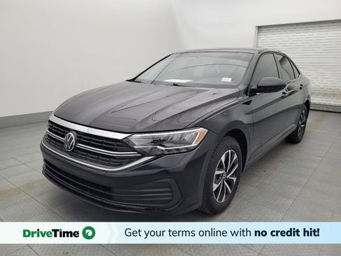 Used 2023 Volkswagen Jetta S image 1